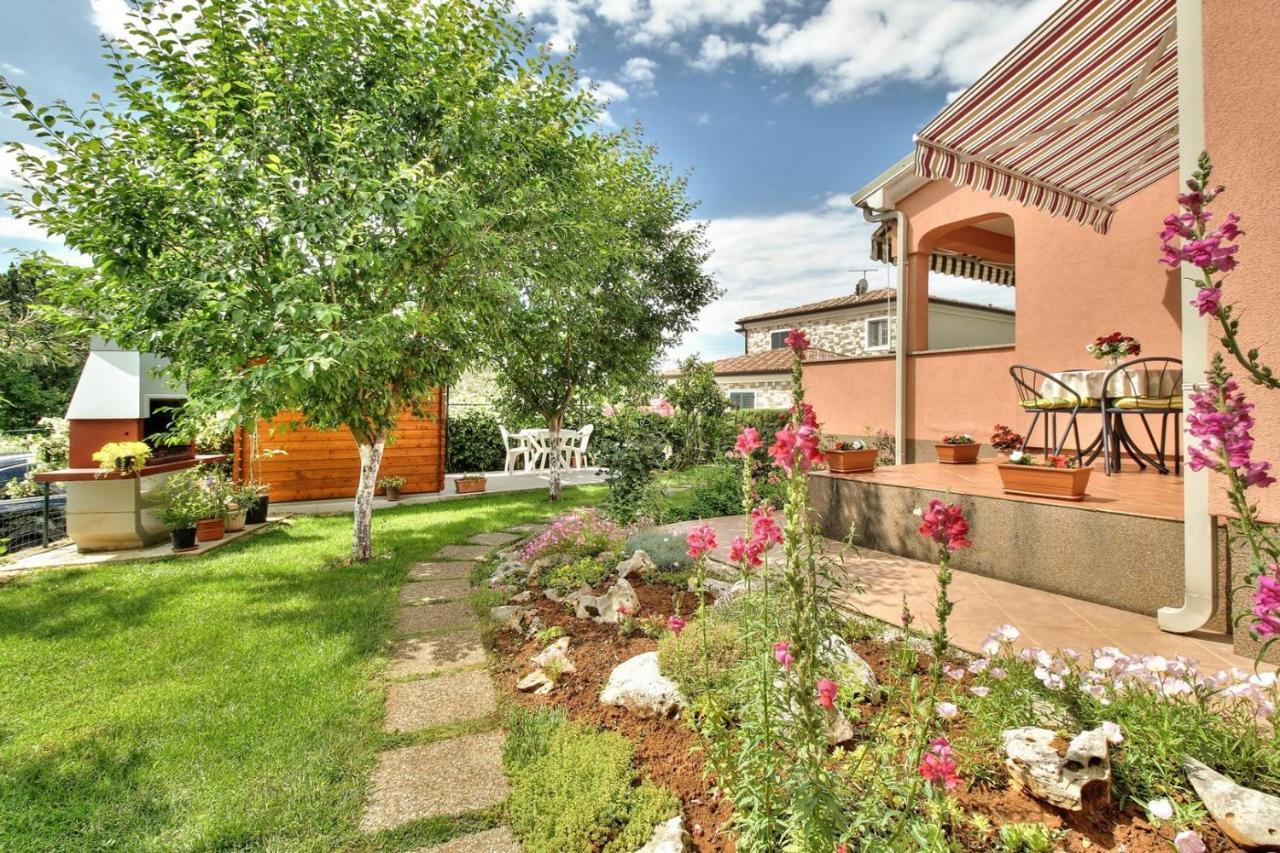 Apartments Begovic Umag Eksteriør bilde
